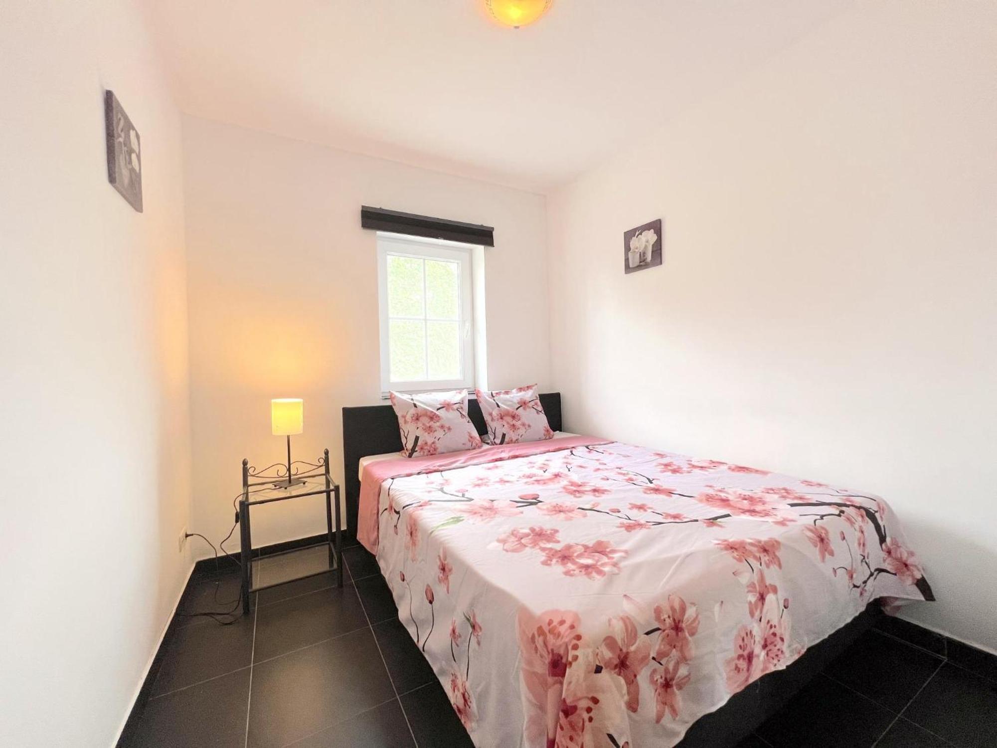 Sur Les Thiers Villa Lierneux ภายนอก รูปภาพ