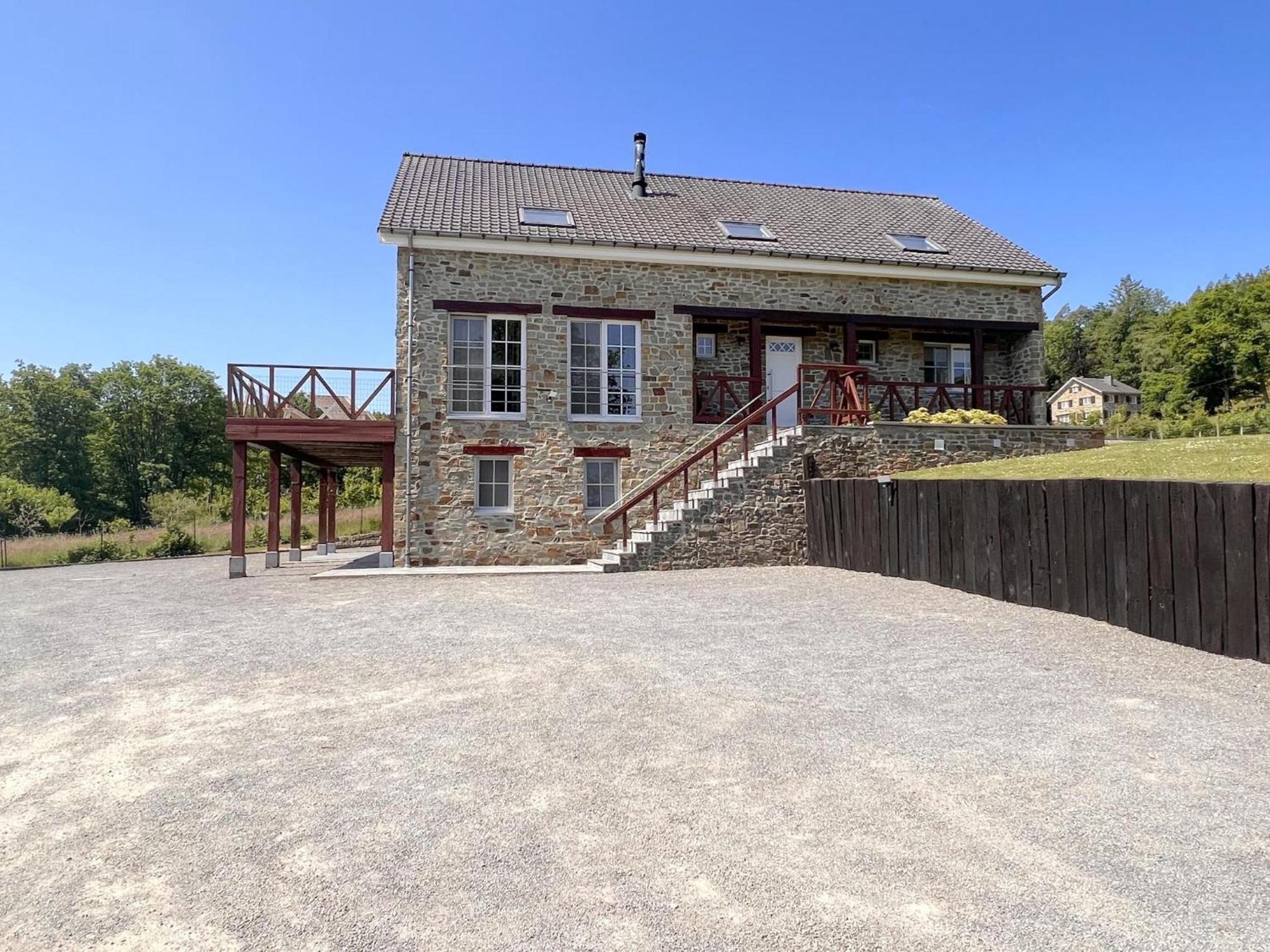 Sur Les Thiers Villa Lierneux ภายนอก รูปภาพ