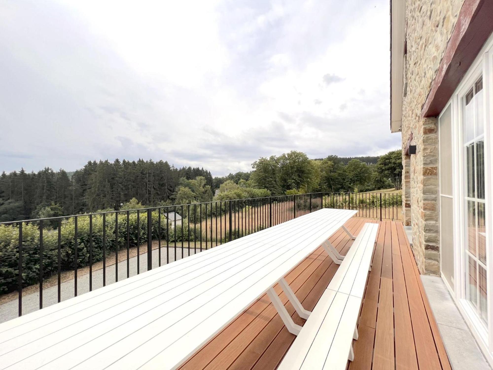 Sur Les Thiers Villa Lierneux ภายนอก รูปภาพ